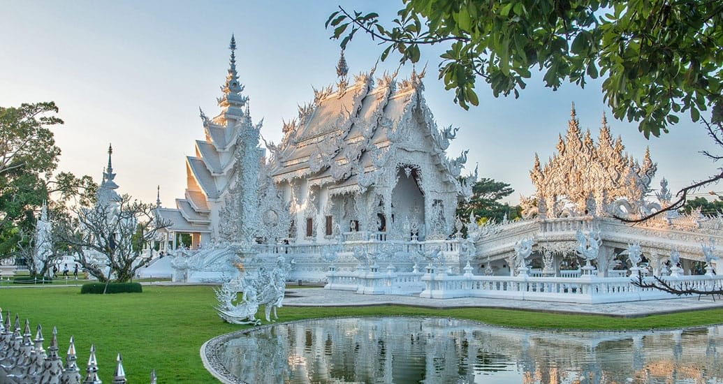 wat rong khun white temple see in chiang rai